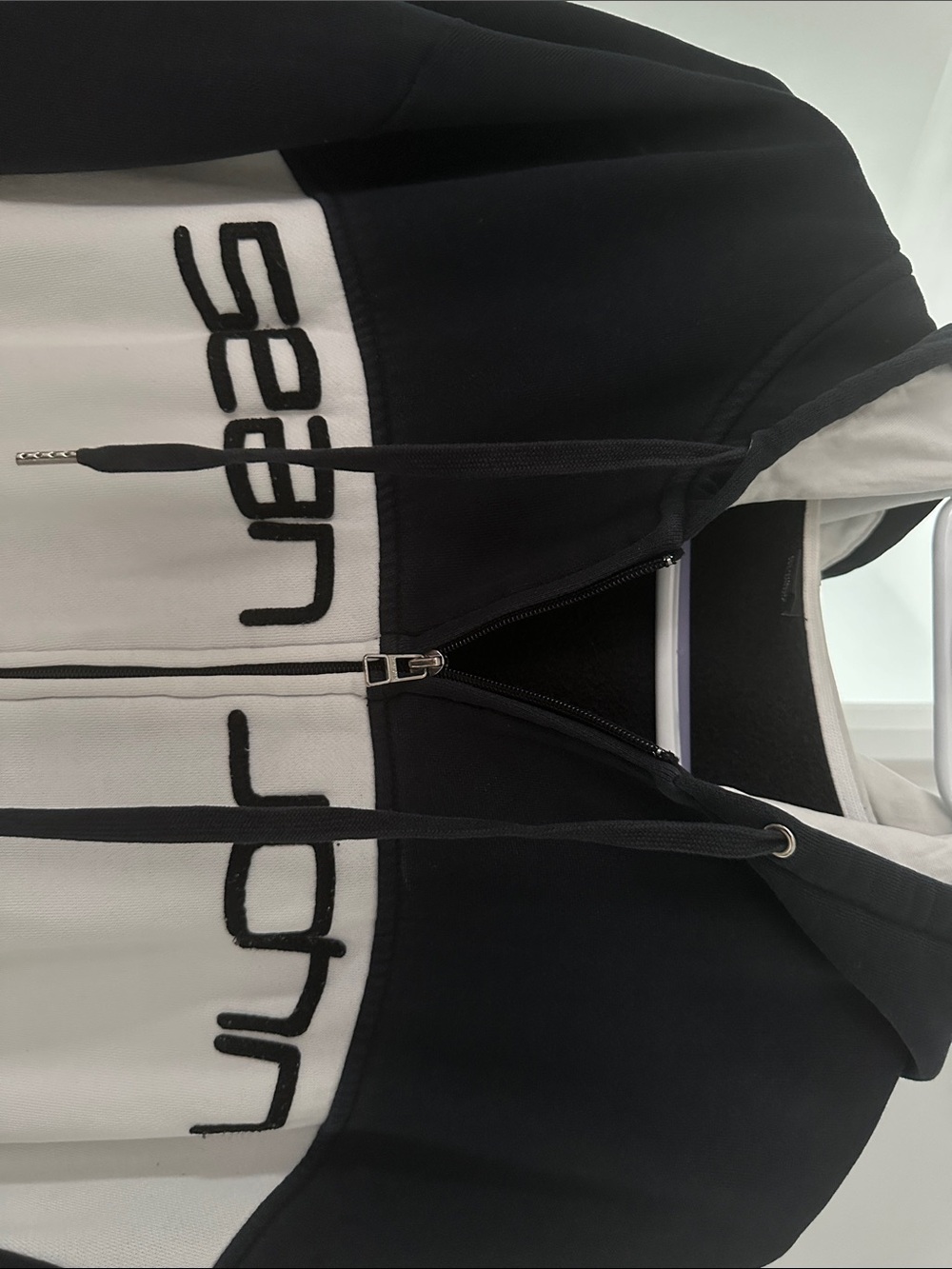 Sean John Black on White Contrast Zip-Up Sweatshirt Hoodie - Picture 3 of 5